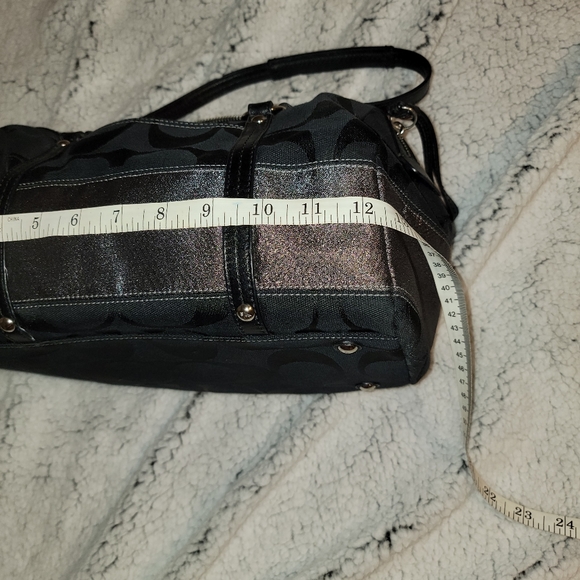 Coach purse - Picture 5 of 13